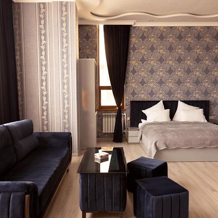 Hotel Felisa Gjoemri Buitenkant foto