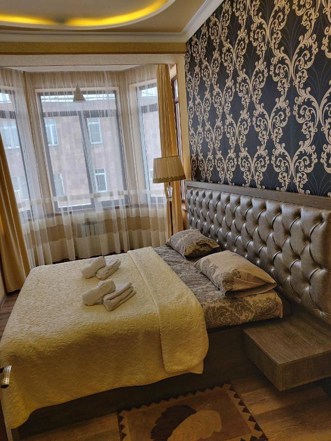 Hotel Felisa Gjoemri Buitenkant foto
